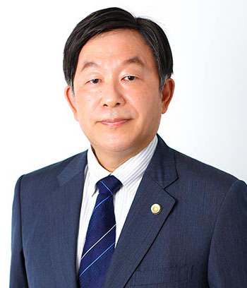 藤田弁護士